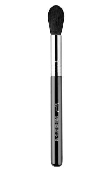 Sigma Beauty F35 Tapered Highlighter Brush, Size - No Color