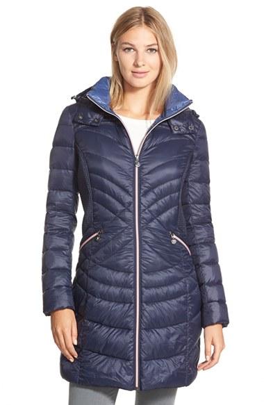 Women's Bernardo Hooded Down & Primaloft Fill Coat, Size