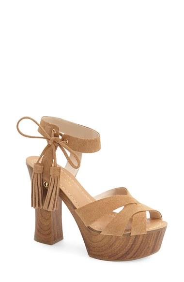 Women's Guess 'prenna' Platform Sandal M - Brown