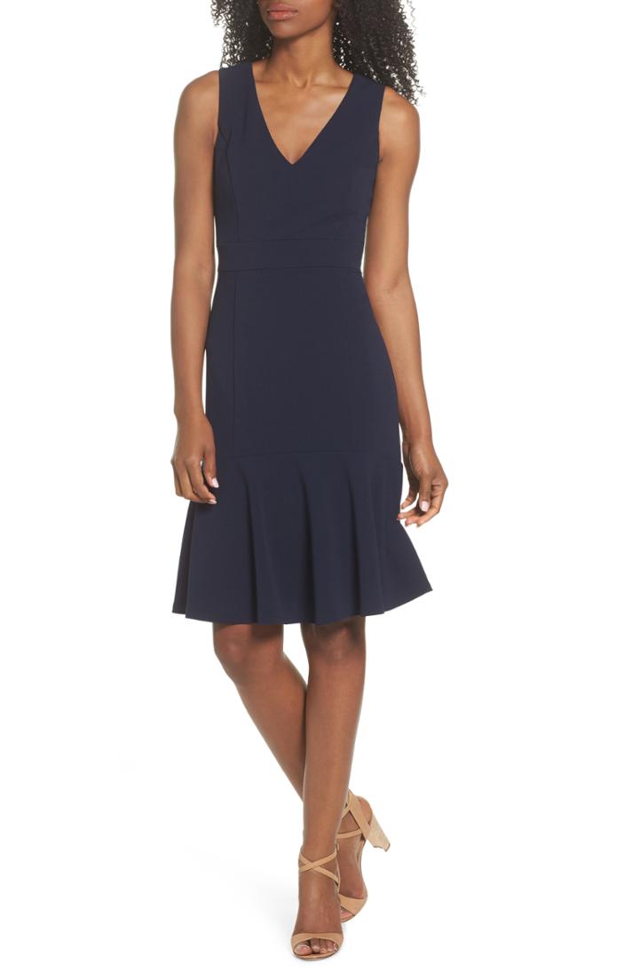 Women's Morgan & Co. Lace Cutaway Bodice Gown