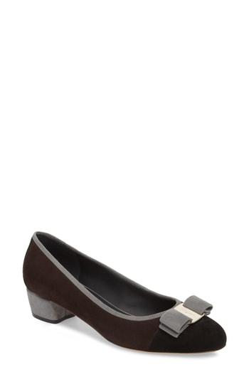 Women's Salvatore Ferragamo Vara Colorblocked Bow Pump C - Black