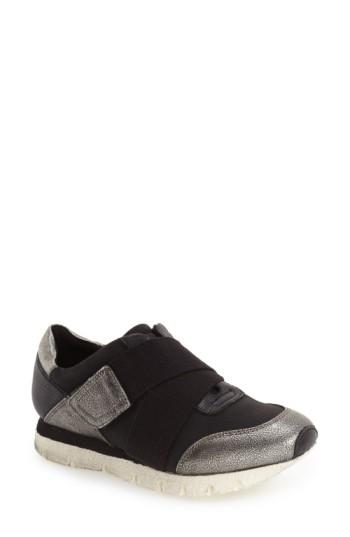 Women's Otbt 'new Wave' Sneaker M - Black