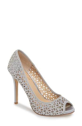 Women's Jewel Badgley Mischka Tammi Peep Toe Pump .5 M - Metallic