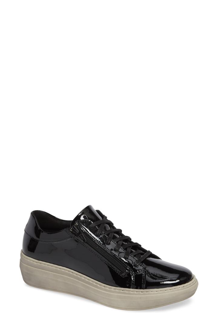 Women's Cloud Quantas Zip Sneaker .5-6us / 36eu - Black