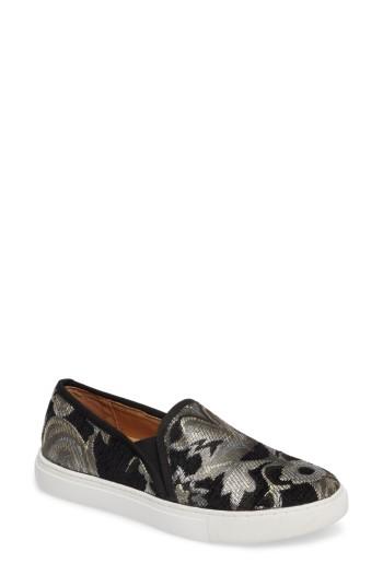 Women's Corso Como Skipper Slip-on Sneaker .5 M - Black