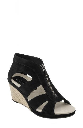 Women's Earth Poppi Sandal M - Black