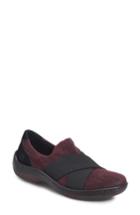 Women's B?rn Banshee Slip-on .5 M - Burgundy