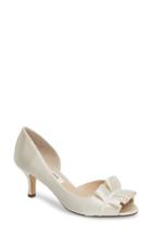 Women's Nina Capulet Pump M - White
