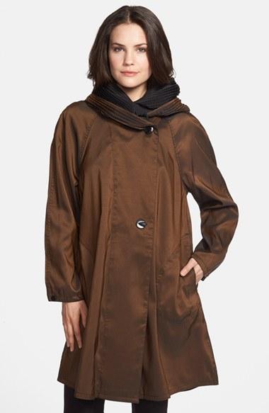 Women's Mycra Pac Designer Wear Reversible Pleat Hood Packable Travel Coat - Brown