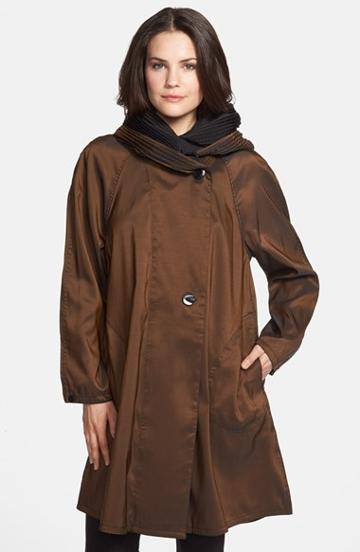 Women's Mycra Pac Designer Wear Reversible Pleat Hood Packable Travel Coat - Brown
