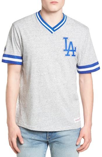 Men's Mitchell & Ness Los Angeles Dodgers - Vintage V-neck T-shirt