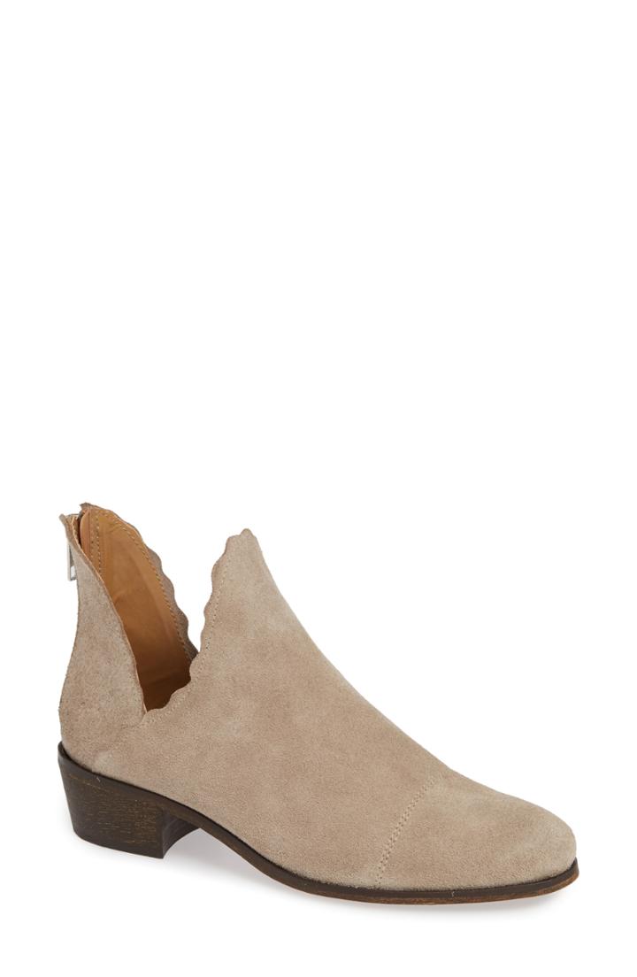 Women's Klub Nico Bae Scalloped Bootie M - Beige
