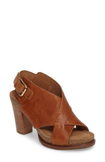 Women's Sofft Cambria Platform Sandal M - Brown