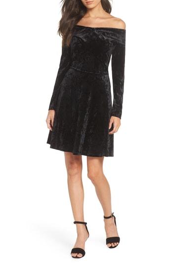 Women's Chelsea28 Off The Shoulder Velvet A-line Dress - Black