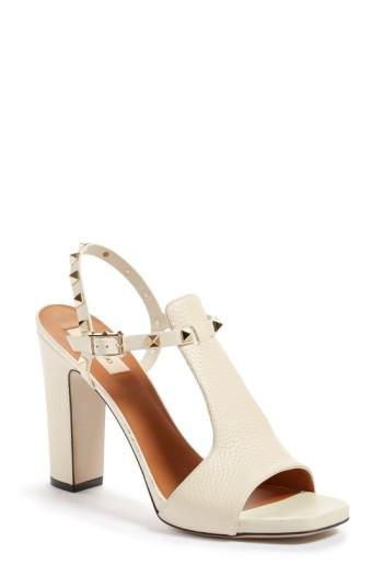 Women's Valentino Garavani Rockstud T-strap Sandal Us / 39eu - Ivory