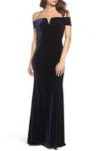 Women's Vince Camuto Notch Neck Velvet Off The Shoulder Gown - Blue
