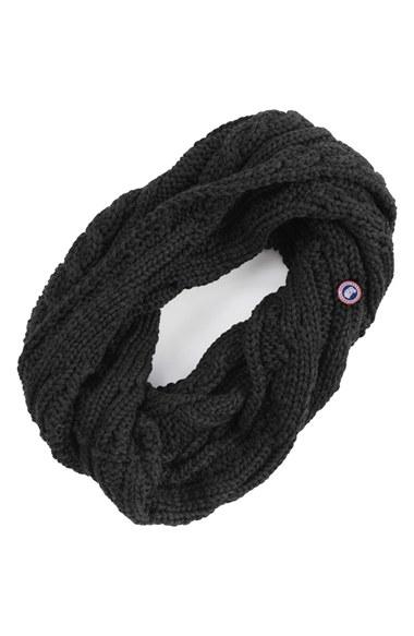 Women's Canada Goose Chunky Cable Wool Snood