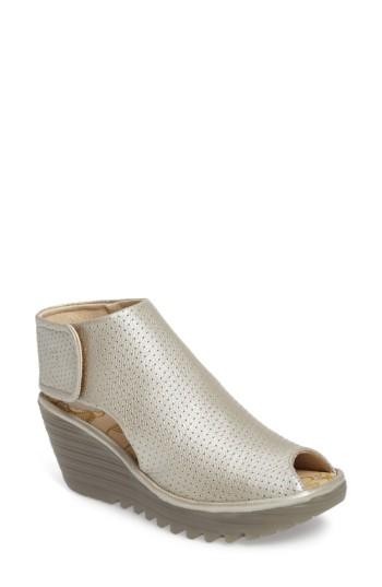 Women's Fly London Yahl Open Toe Platform Wedge -10.5us / 41eu - Metallic