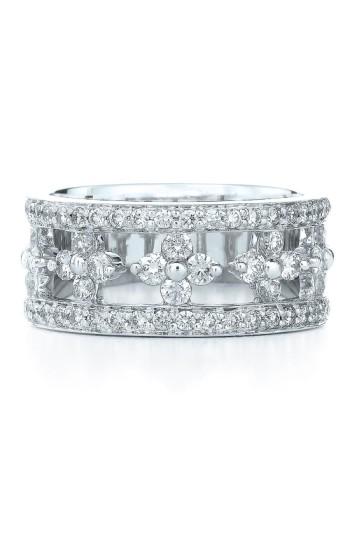 Women's Kwiat 'jasmine' Floral White Gold & Diamond Ring