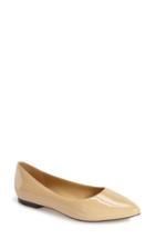 Women's Trotters Estee Pointed Toe Flat W - Beige