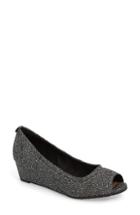 Women's Clarks Vendra Daisy Open Toe Wedge .5 W - Black