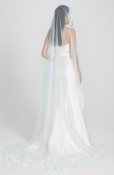 Nina Lace Border Mantilla Veil