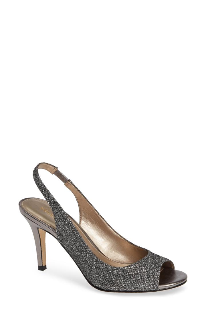 Women's Pelle Moda Rocia Pump M - Metallic