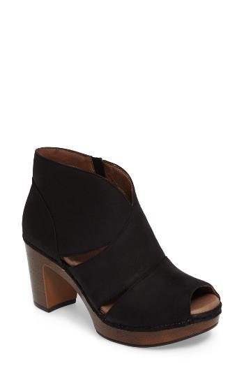 Women's Dansko Delphina Block Heel Bootie .5-12us / 42eu M - Black