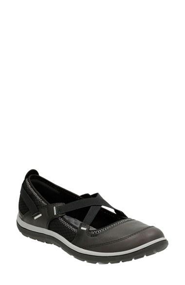 Women's Clarks 'aria' Sneaker .5 M - Black