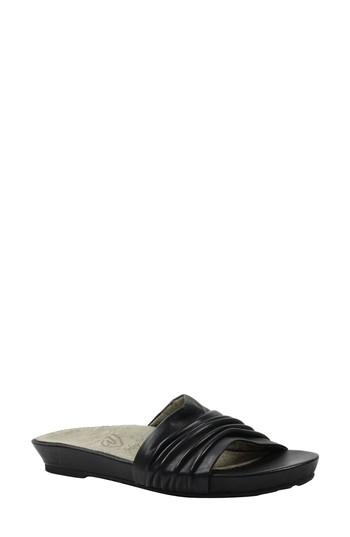 Women's J. Renee Darcia Slide Sandal .5 B - Black