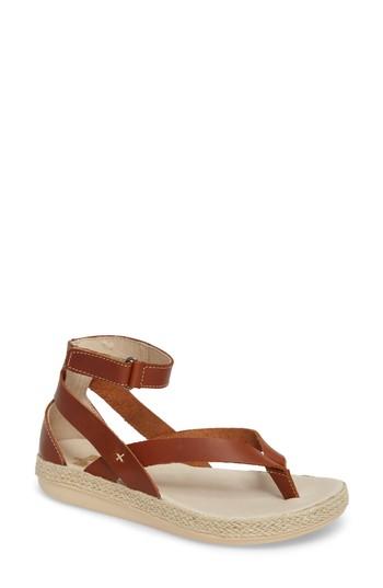 Women's Royal Canadian Peace River Sandal .5 M - Beige