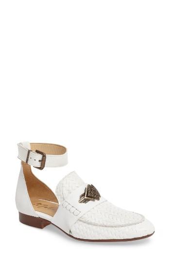 Women's Matisse Norton Woven D'orsay Flat M - White