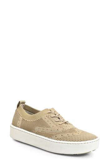 Women's B?rn Sunburst Wingtip Sneaker M - Brown