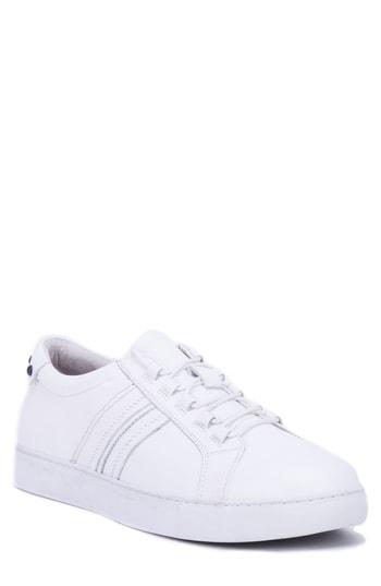 Men's Robert Graham Horton Studded Low Top Sneaker M - White