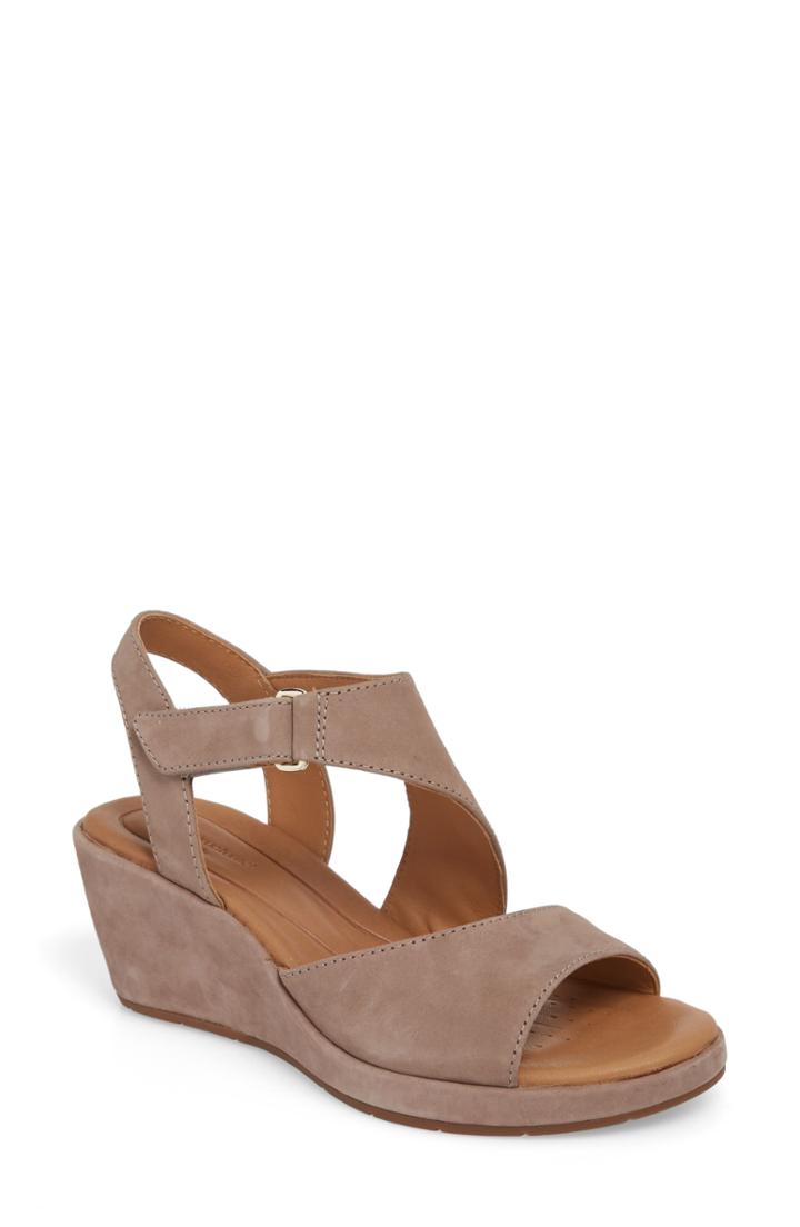 Women's Clarks Un Plaza Wedge Sandal