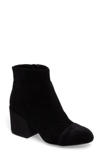 Women's Charles By Charles David Quincey Bootie M - Black