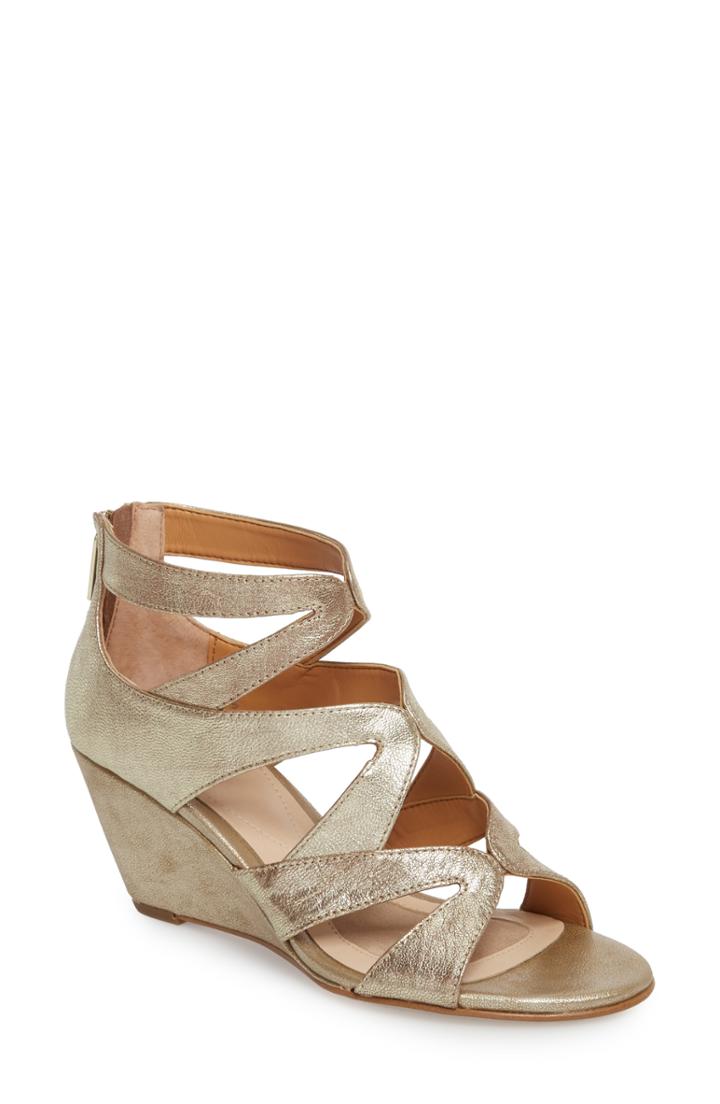 Women's Isola Filisha Wedge Sandal .5 M - Metallic