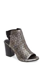 Women's Reaction Kenneth Cole Fridah Fly 2 Sandal M - Metallic