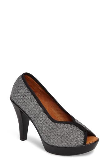 Women's Bernie Mev. 'fabulous' Platform Pump Us / 39eu - Metallic