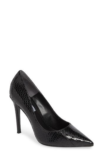Women's Charles David Calessi Pointy Toe Pump .5 M - Black