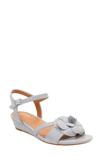 Women's Clarks Parram Stella Flower Wedge Sandal M - Grey