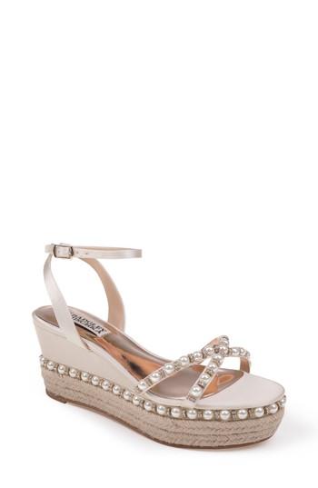Women's Badgley Mischka Skye Wedge Sandal M - White