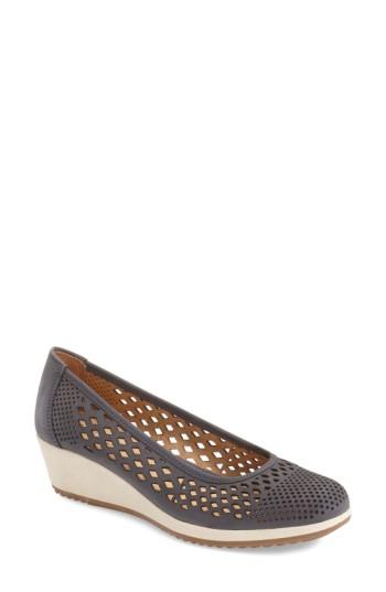 Women's Naturalizer 'brelynn' Wedge Pump .5 M - Blue