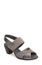 Women's Munro Darling Mixed Finish Slingback Sandal .5 M - Metallic