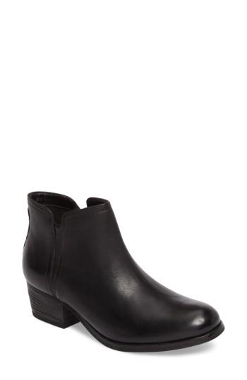 Women's Clarks Maypearl Ramie Bootie M - Black