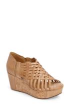 Women's Chocolat Blu Platform Sandal .5 M - Beige