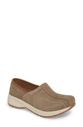 Women's Dansko Shaina Slip-on Clog .5-6us / 36eu M - Beige