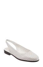 Women's Trotters Lucy Slingback Flat .5 M - White