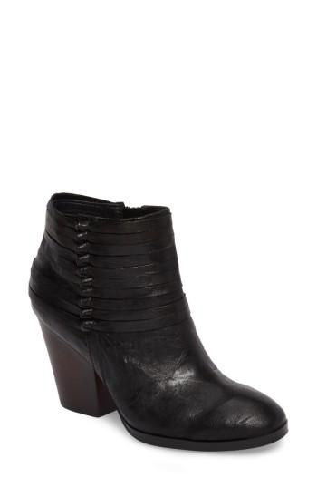 Women's Isola Lander Strappy Bootie .5 M - Black