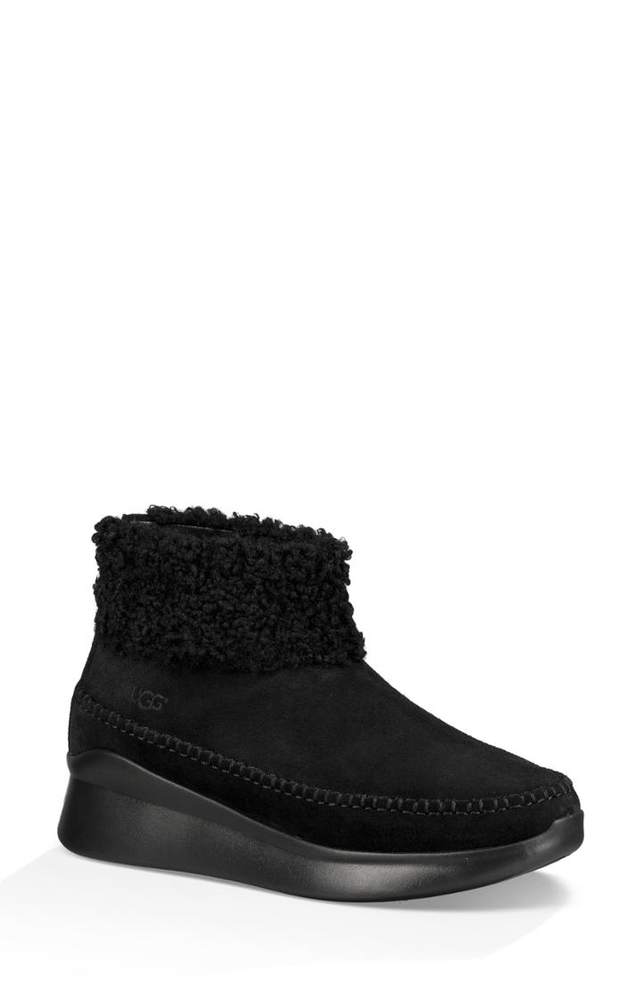 Women's Ugg Montrose Bootie .5 M - Black